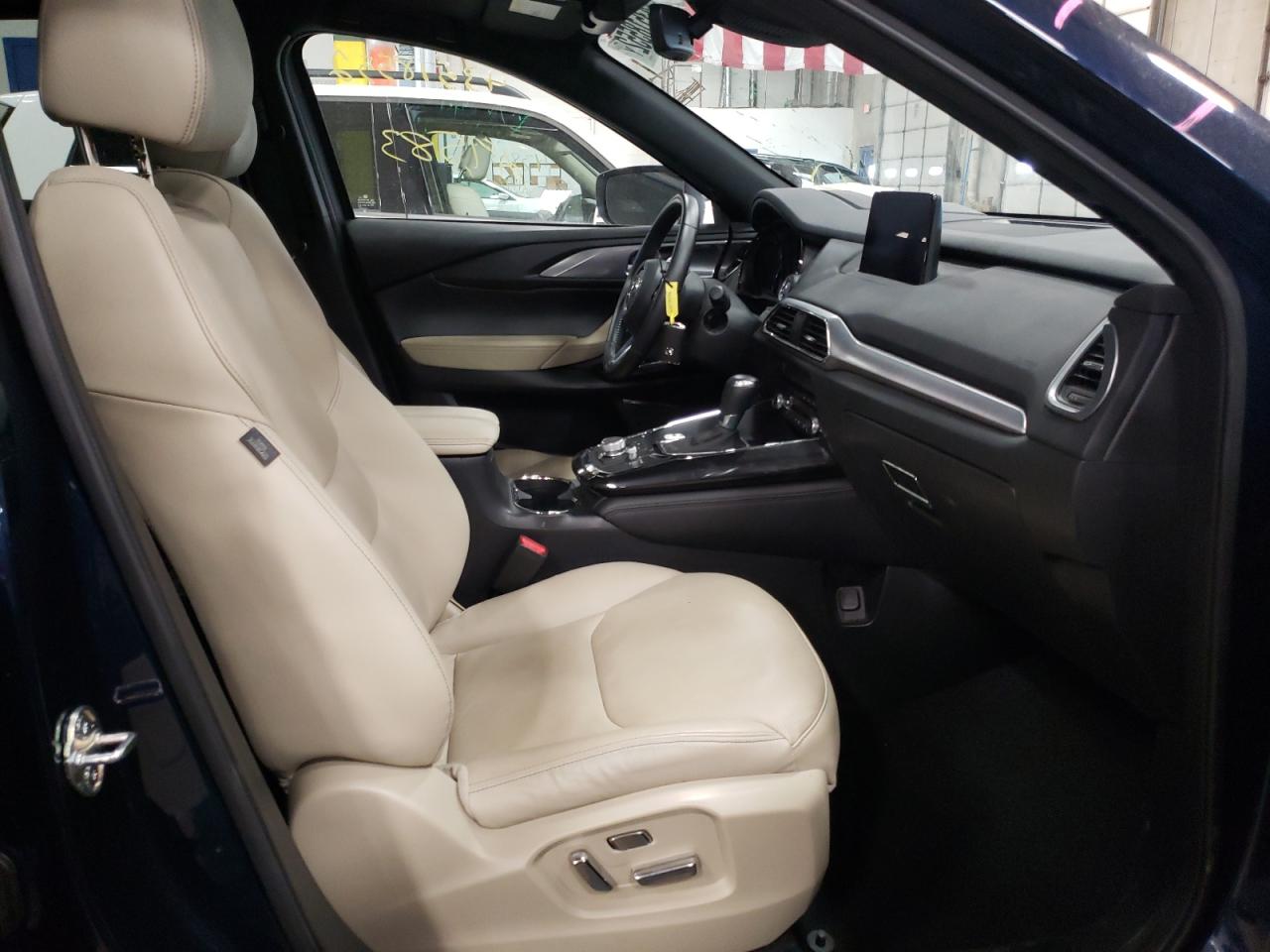 Photo 5 from auction – 2020 MAZDA CX-9 GRAND with VIN JM3TCBDY1L0407854
