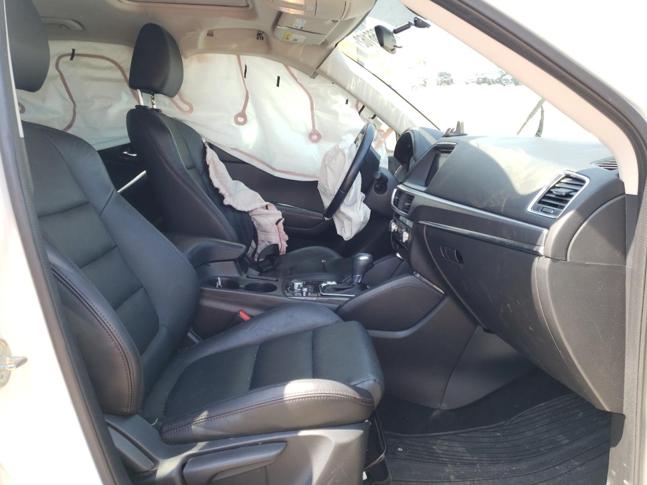 Photo 5 from auction – 2016 MAZDA CX-5 GT with VIN JM3KE4DY8G0880013