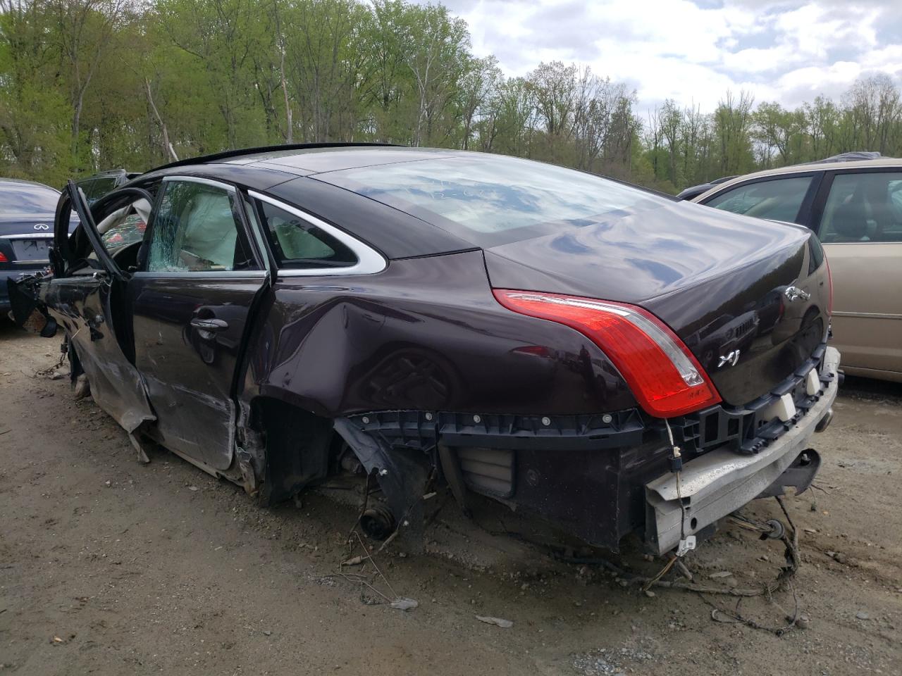 Photo 3 from auction – 2011 JAGUAR XJ with VIN SAJWA1CBXBLV06478