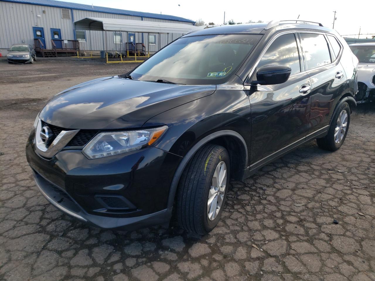 Photo 2 from auction – 2016 NISSAN ROGUE S with VIN KNMAT2MV1GP697869