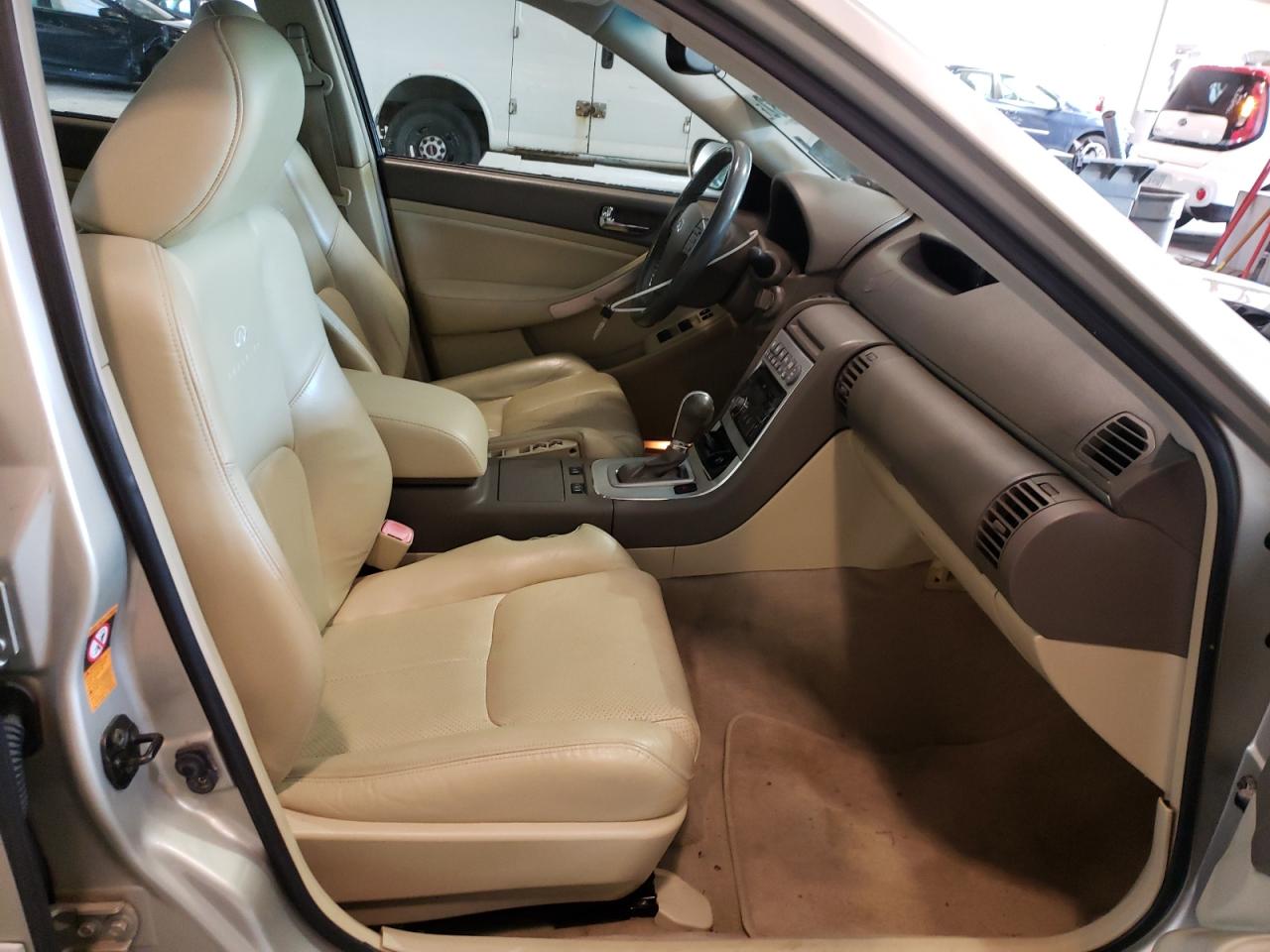 Photo 5 from auction – 2006 INFINITI G35 with VIN JNKCV51F96M615239