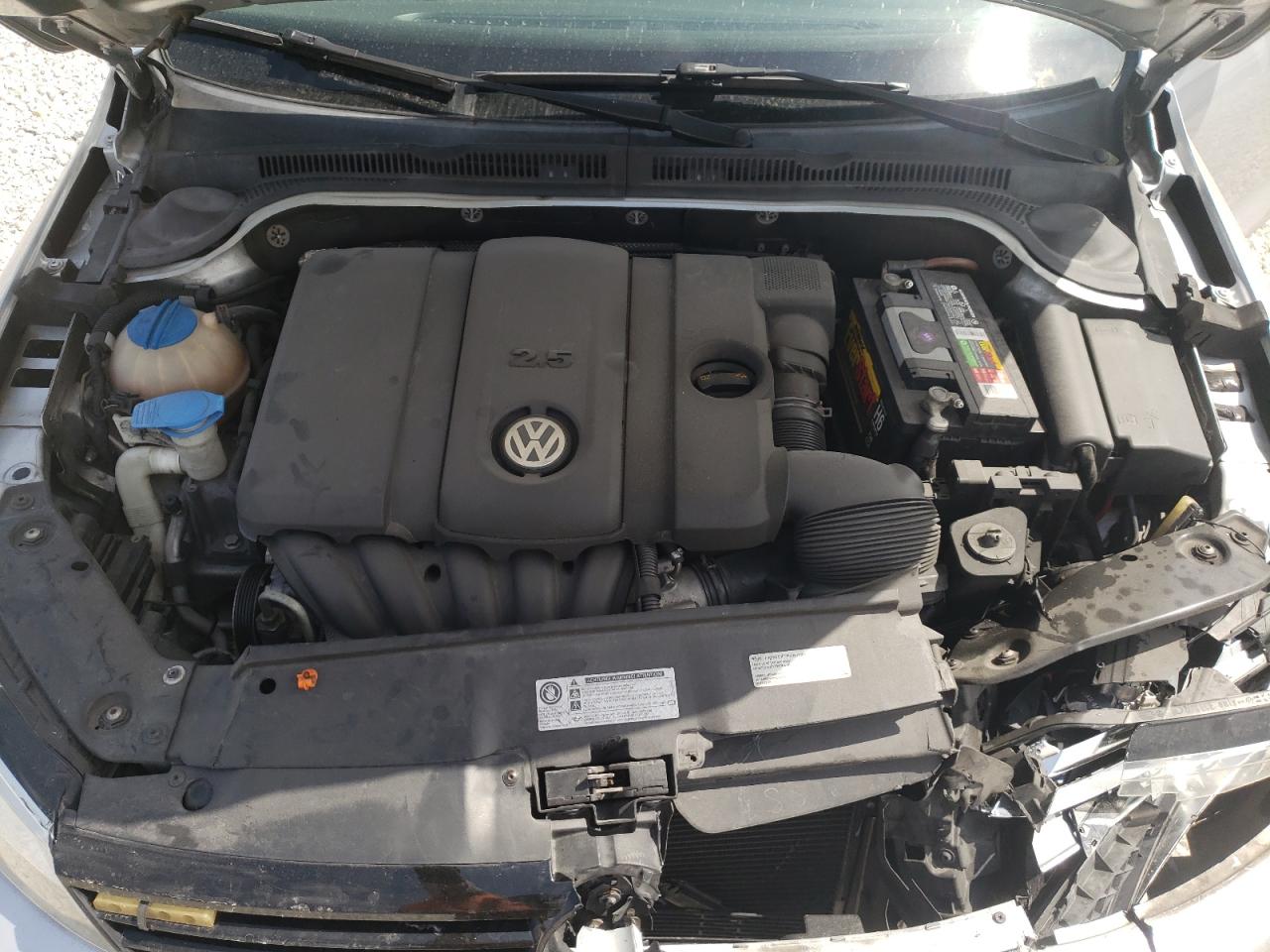 Photo 7 from auction – 2012 VOLKSWAGEN JETTA SE with VIN 3VWDP7AJ9CM129673