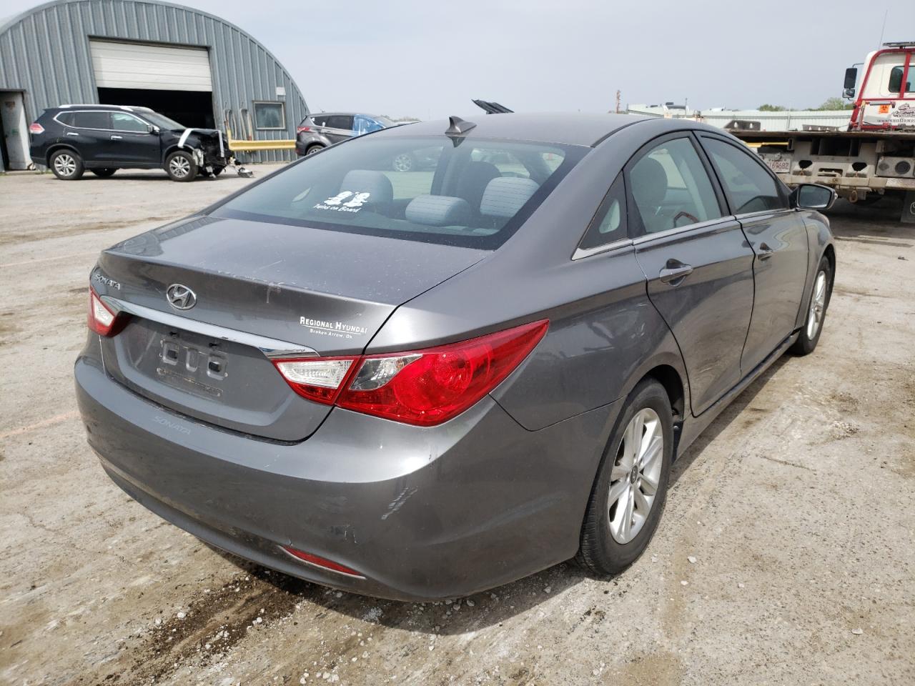 Photo 4 from auction – 2013 HYUNDAI SONATA GLS with VIN 5NPEB4AC0DH583615