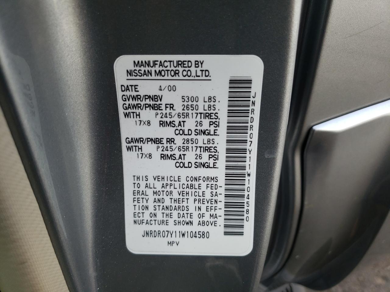 Photo 10 from auction – 2001 INFINITI QX4 with VIN JNRDR07Y11W104580