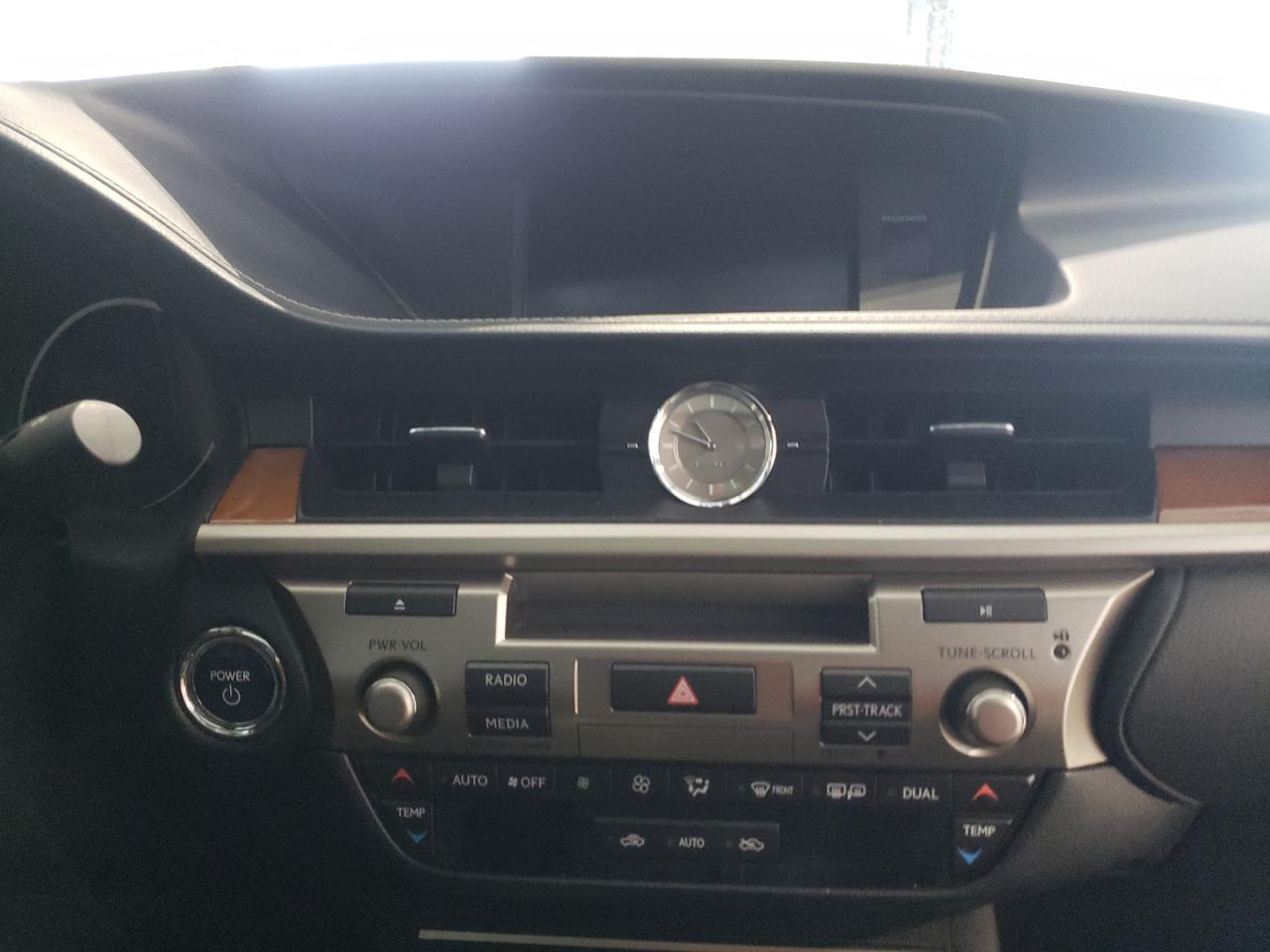Photo 9 from auction – 2015 LEXUS ES 300H with VIN JTHBW1GG7F2080179