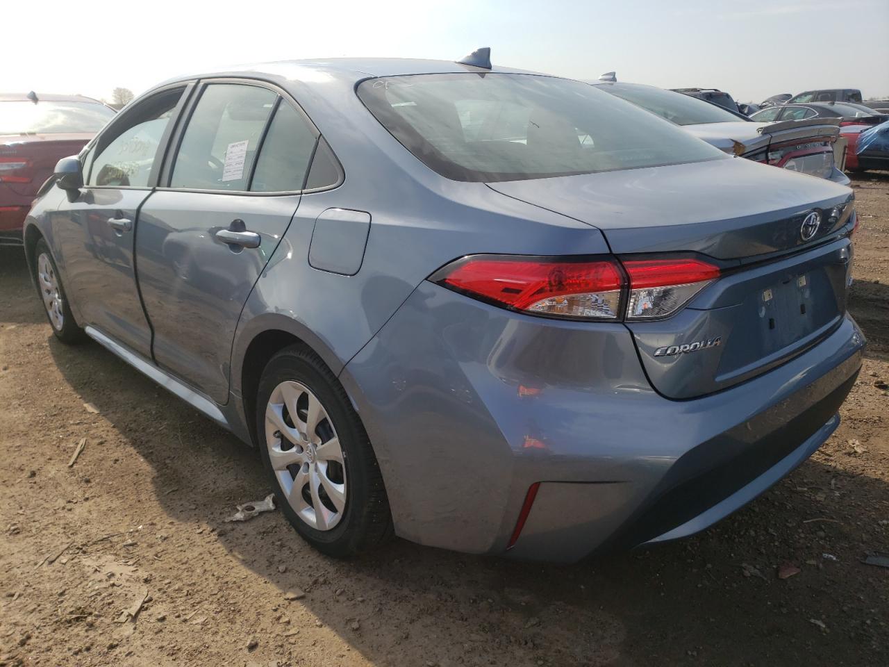 Photo 3 from auction – 2021 TOYOTA COROLLA LE with VIN 5YFEPMAE6MP209595