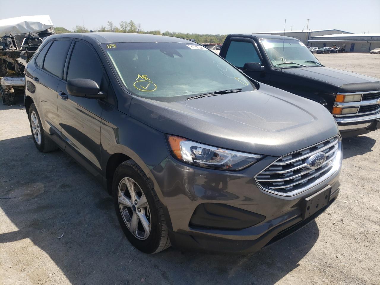 FORD EDGE SE 2020 with VIN 2FMPK4G94LBB03425 - Photo from auction
