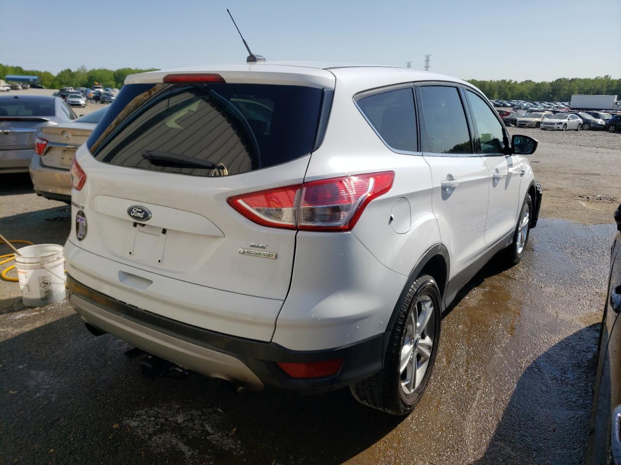 Photo 4 from auction – 2014 FORD ESCAPE SE with VIN 1FMCU0G93EUB05522