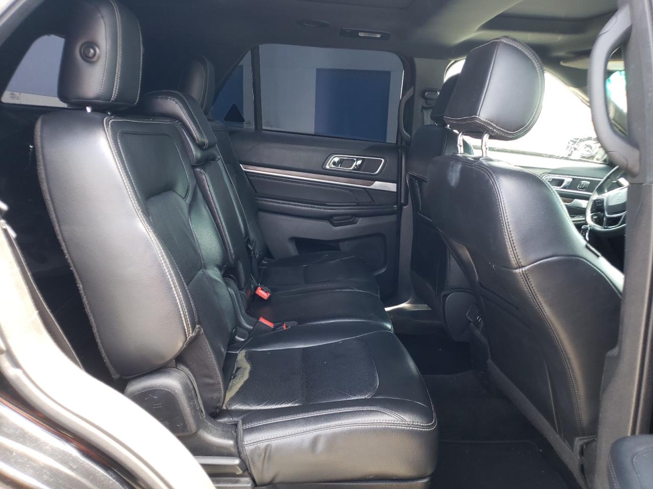 Photo 6 from auction – 2016 FORD EXPLORER with VIN 1FM5K7F88GGA07782