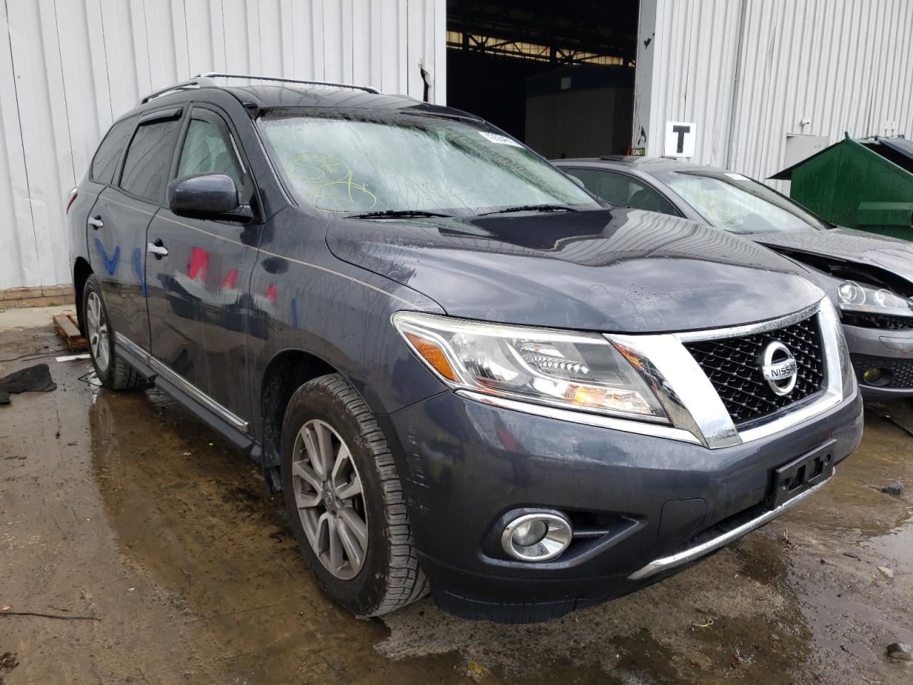 NISSAN PATHFINDER 2013 with VIN 5N1AR2MM4DC617114 - Photo from auction