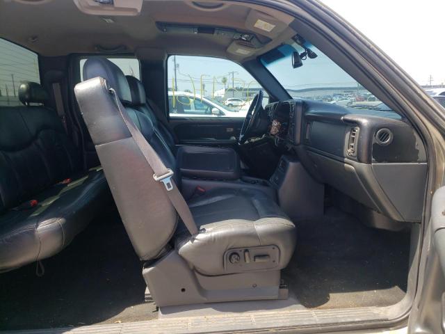 Photo 5 from auction – 2002 CHEVROLET SILVERADO with VIN 1GCHK29U82E125638