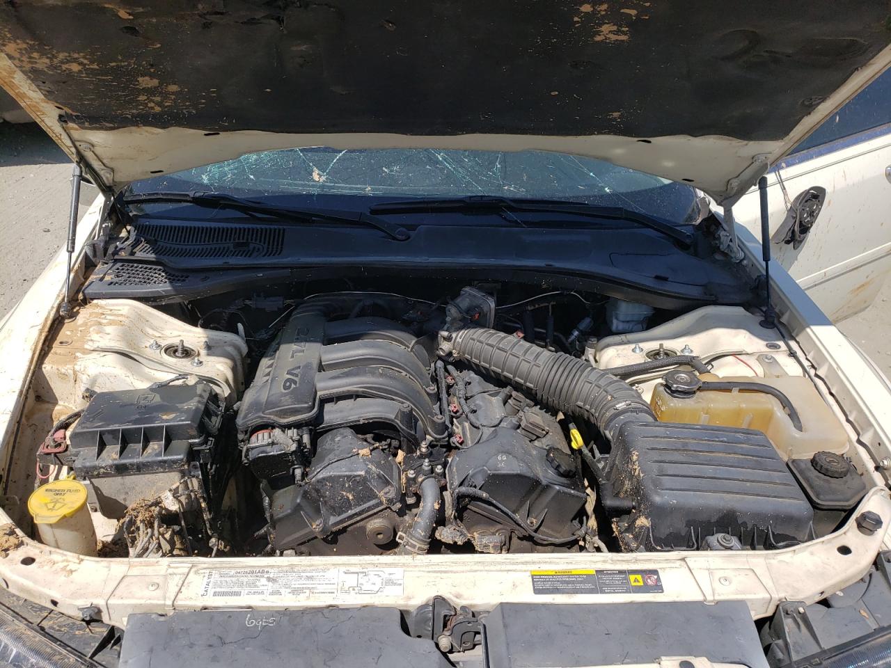 Photo 7 from auction – 2005 CHRYSLER 300 with VIN 2C3JA43R75H600802