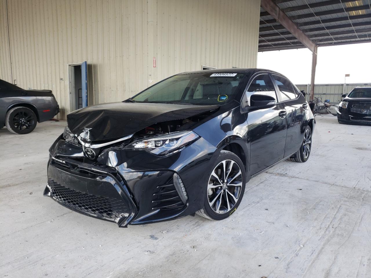 Photo 2 from auction – 2017 TOYOTA COROLLA L with VIN 5YFBURHE5HP649408