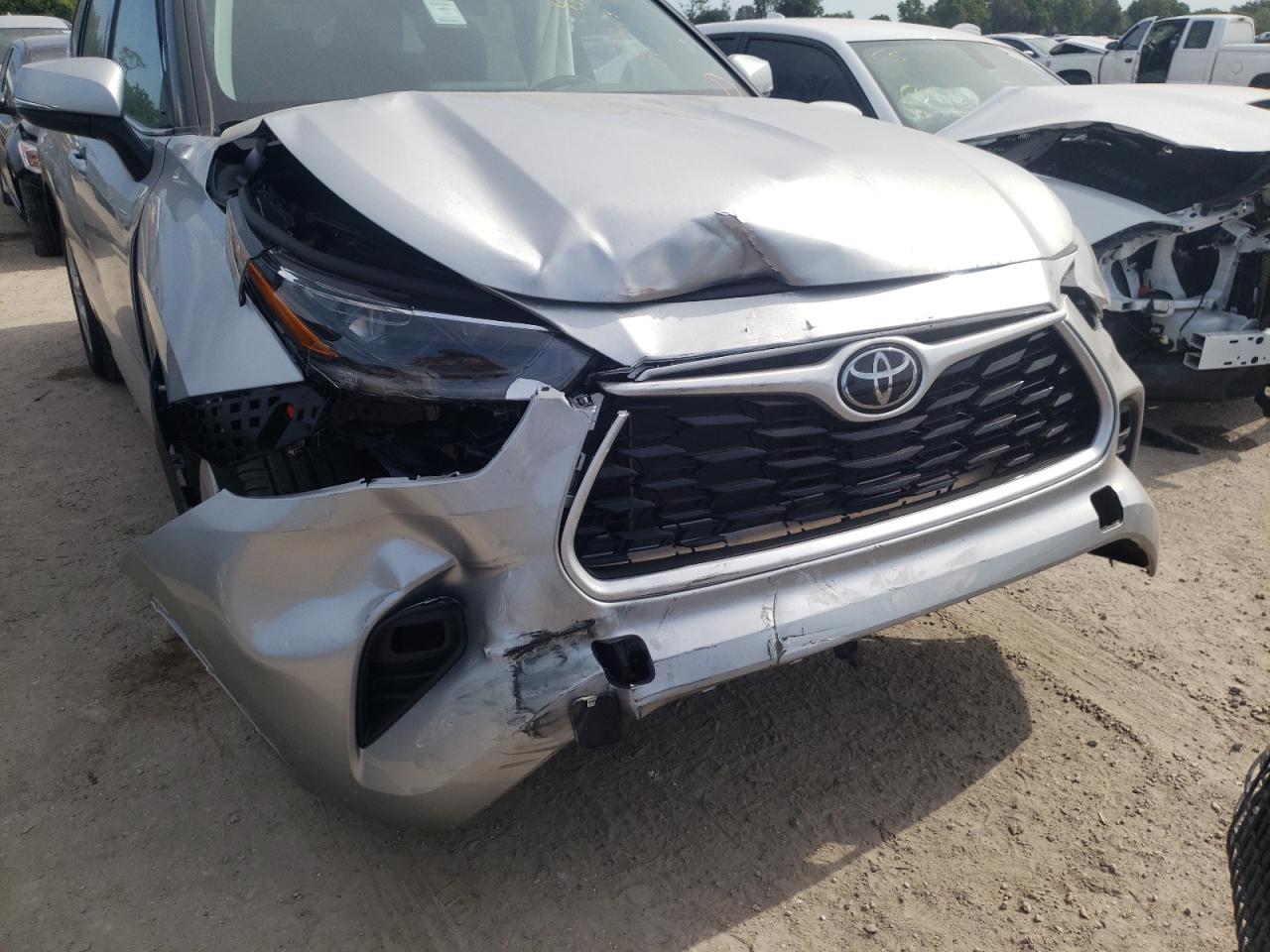 Photo 9 from auction – 2021 TOYOTA HIGHLANDER with VIN 5TDZZRAH0MS529800