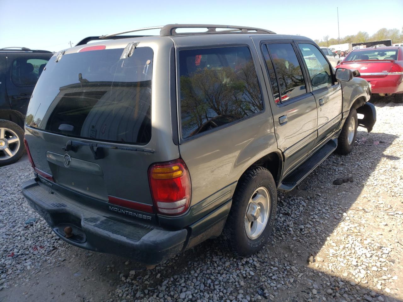 Foto 4 de la subasta – 1999 MERCURY MOUNTAINEE con VIN 4M2ZU55P9XUJ20326
