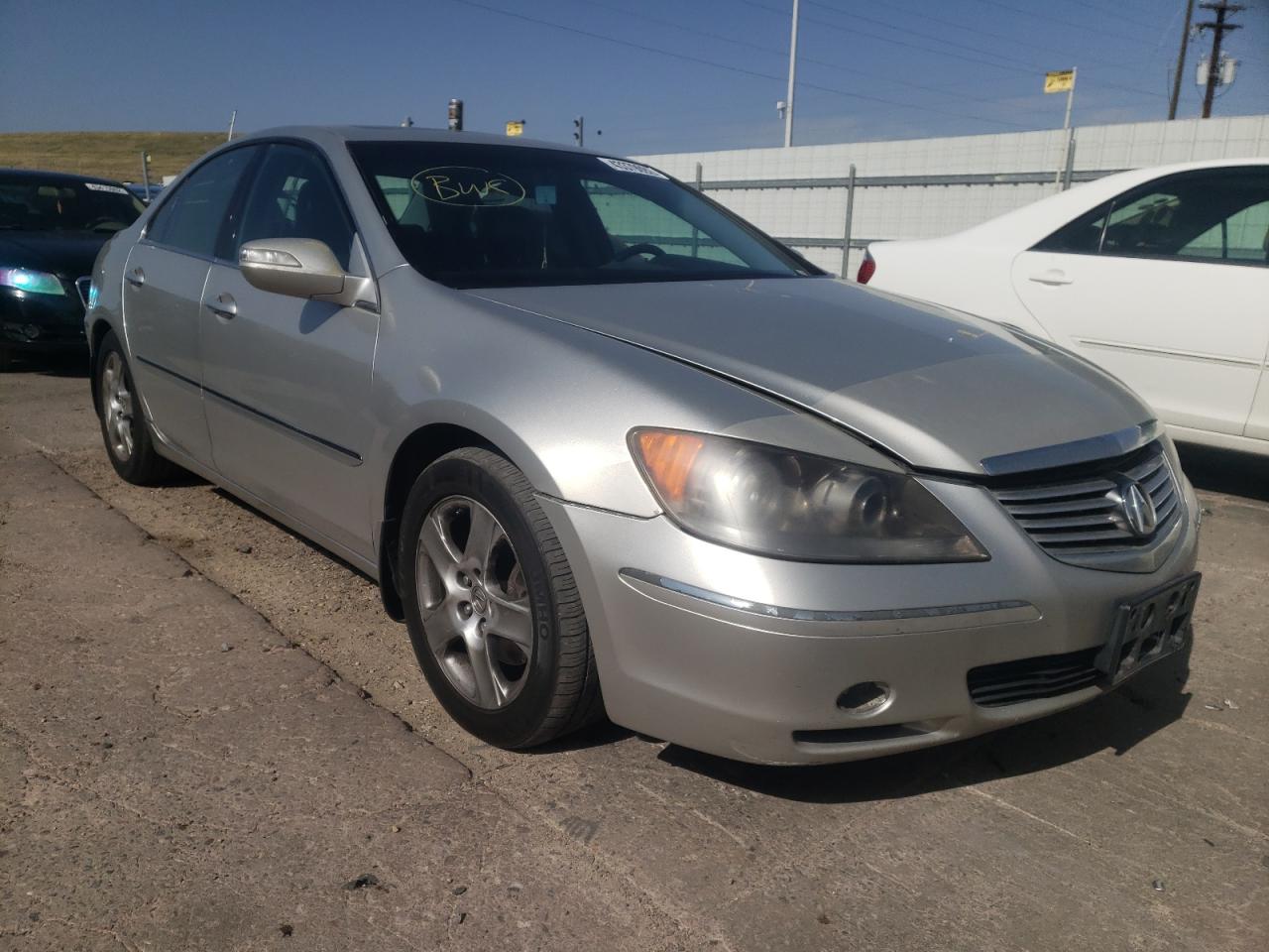 ACURA RL 2006 with VIN JH4KB16596C003156 - Photo from auction