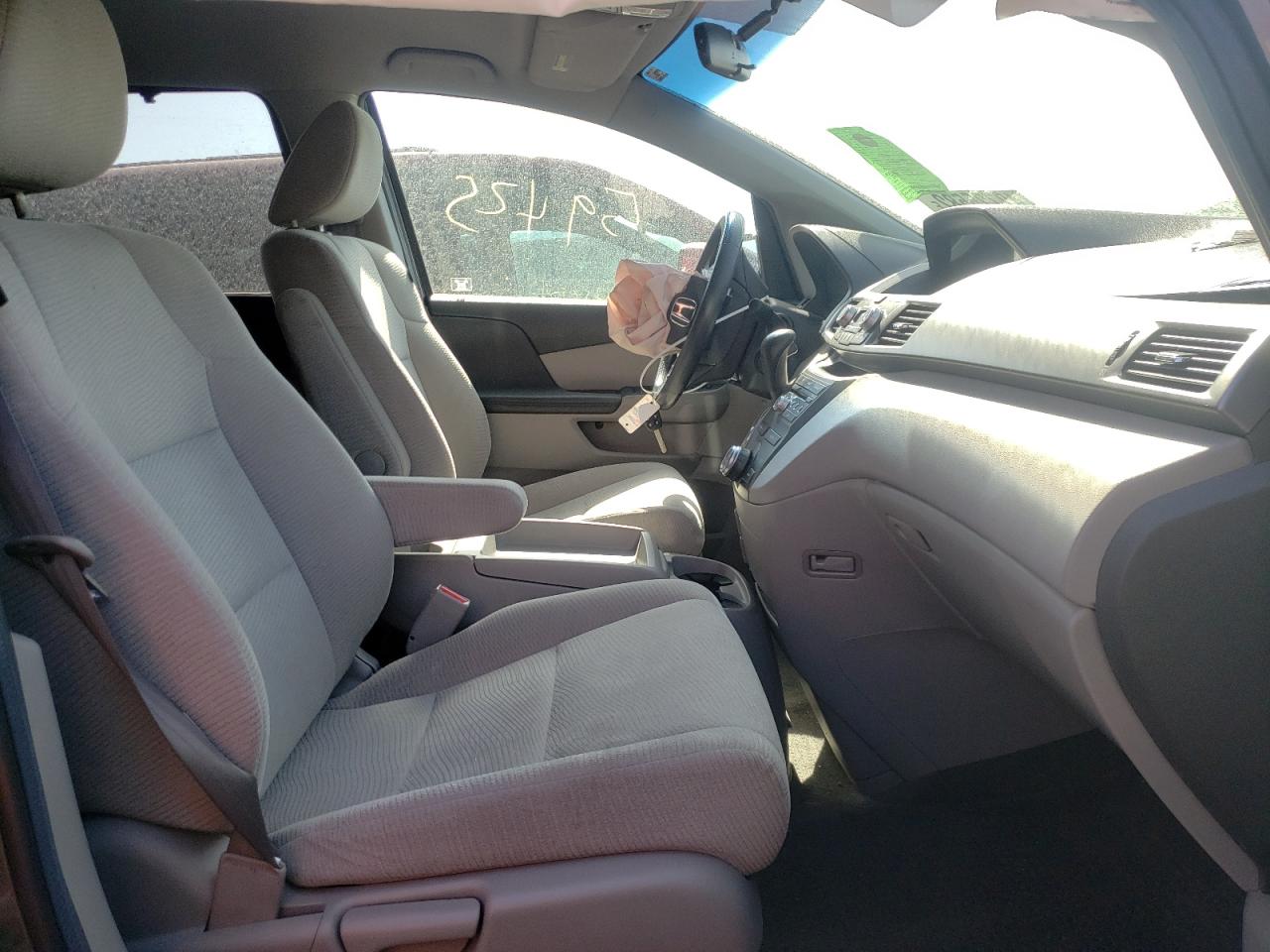 Photo 5 from auction – 2012 HONDA ODYSSEY EX with VIN 5FNRL5H43CB022888