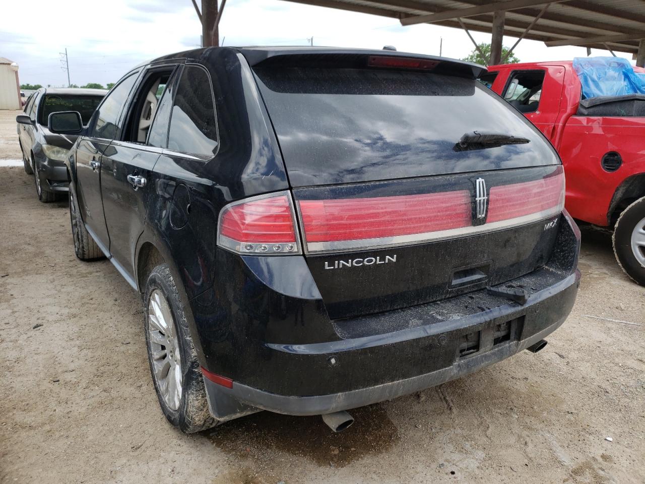 Photo 3 from auction – 2008 LINCOLN MKX with VIN 2LMDU68C38BJ17783
