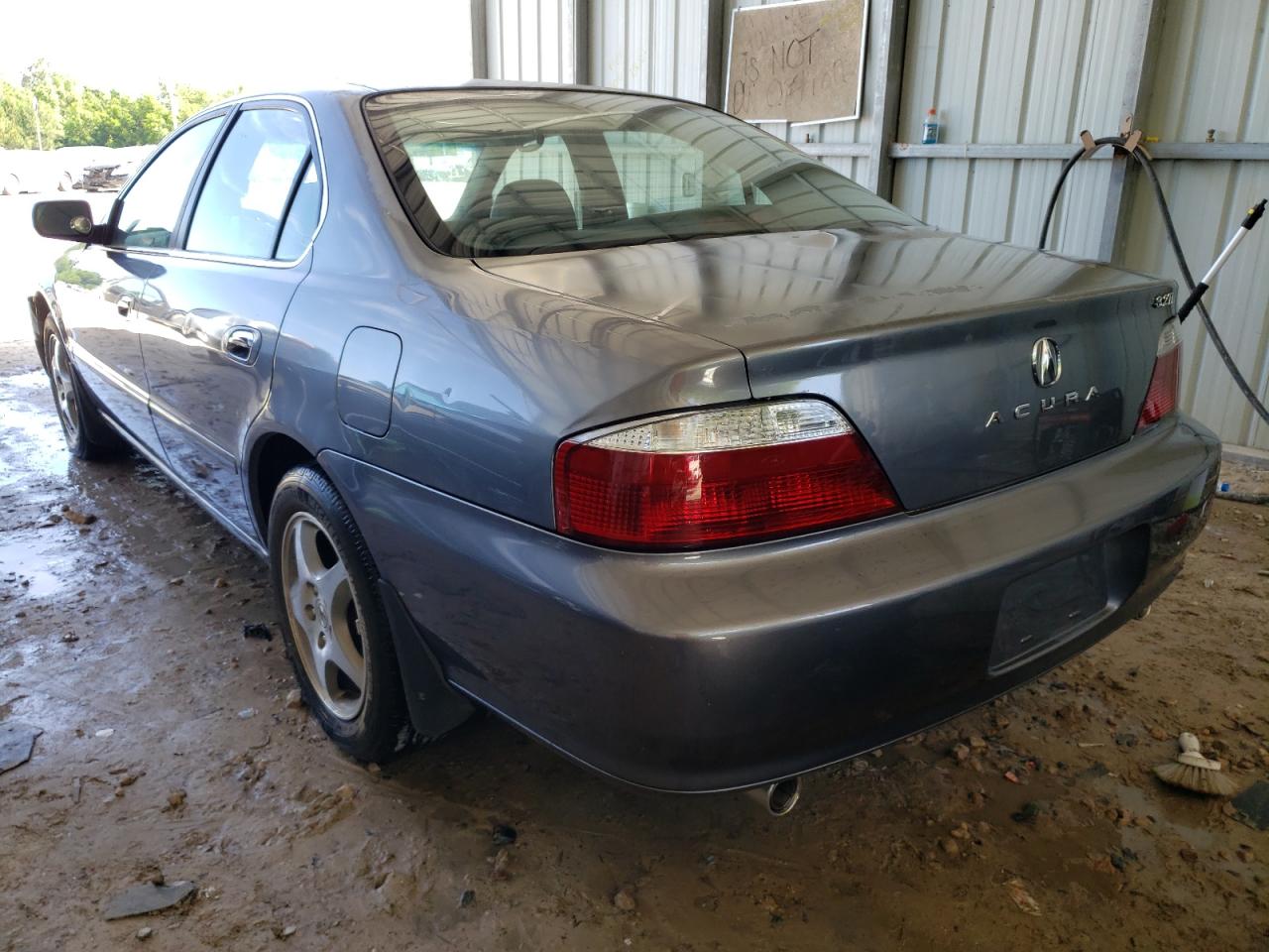Photo 3 from auction – 2003 ACURA 3.2TL with VIN 19UUA56673A072210