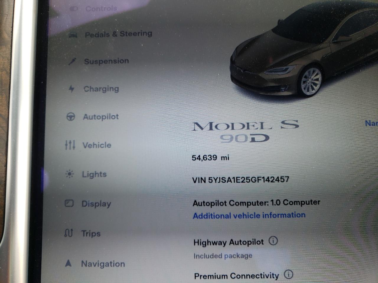Photo 8 from auction – 2016 TESLA MODEL S with VIN 5YJSA1E25GF142457