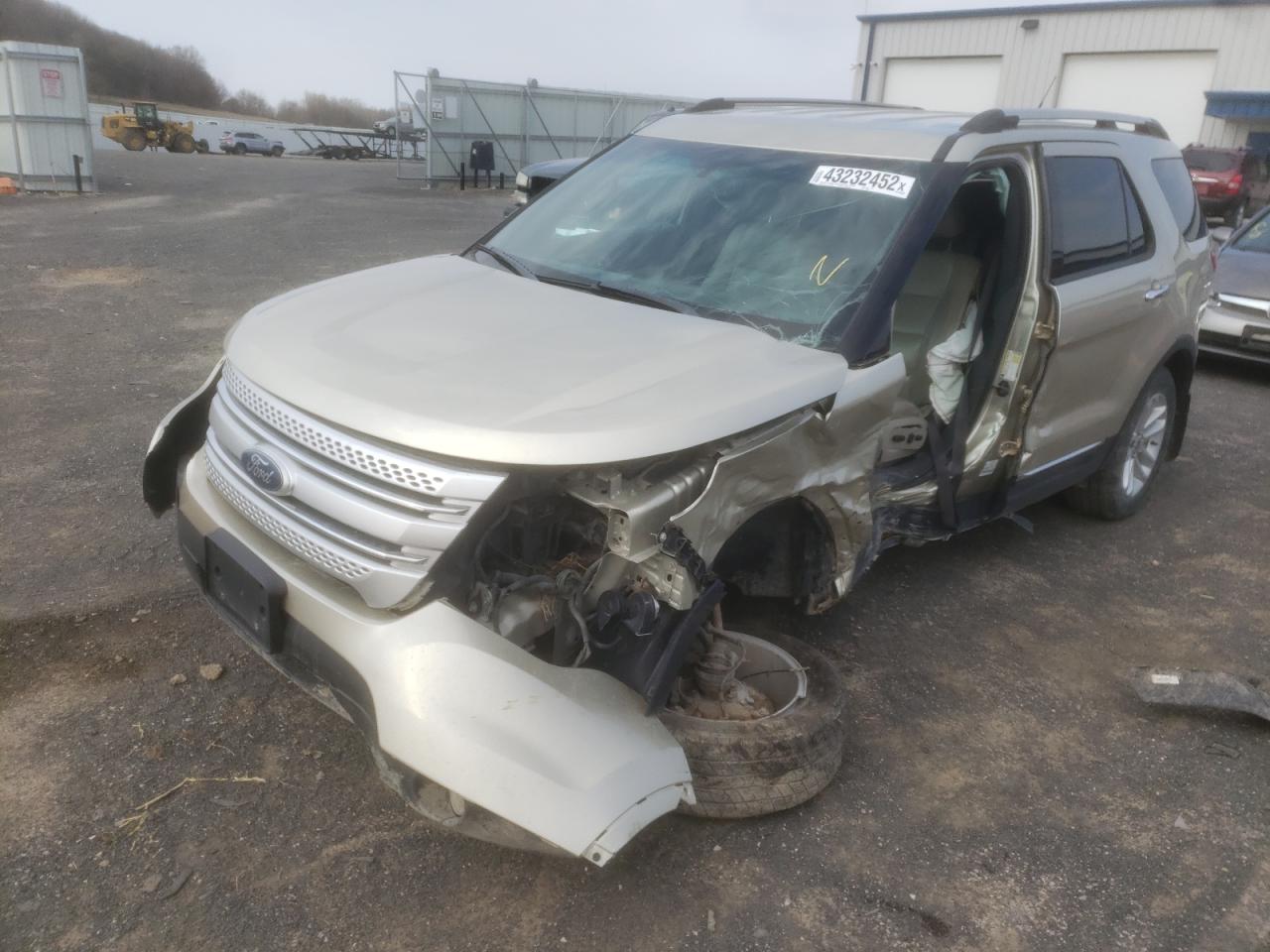 Photo 2 from auction – 2011 FORD EXPLORER X with VIN 1FMHK8D81BGA03300
