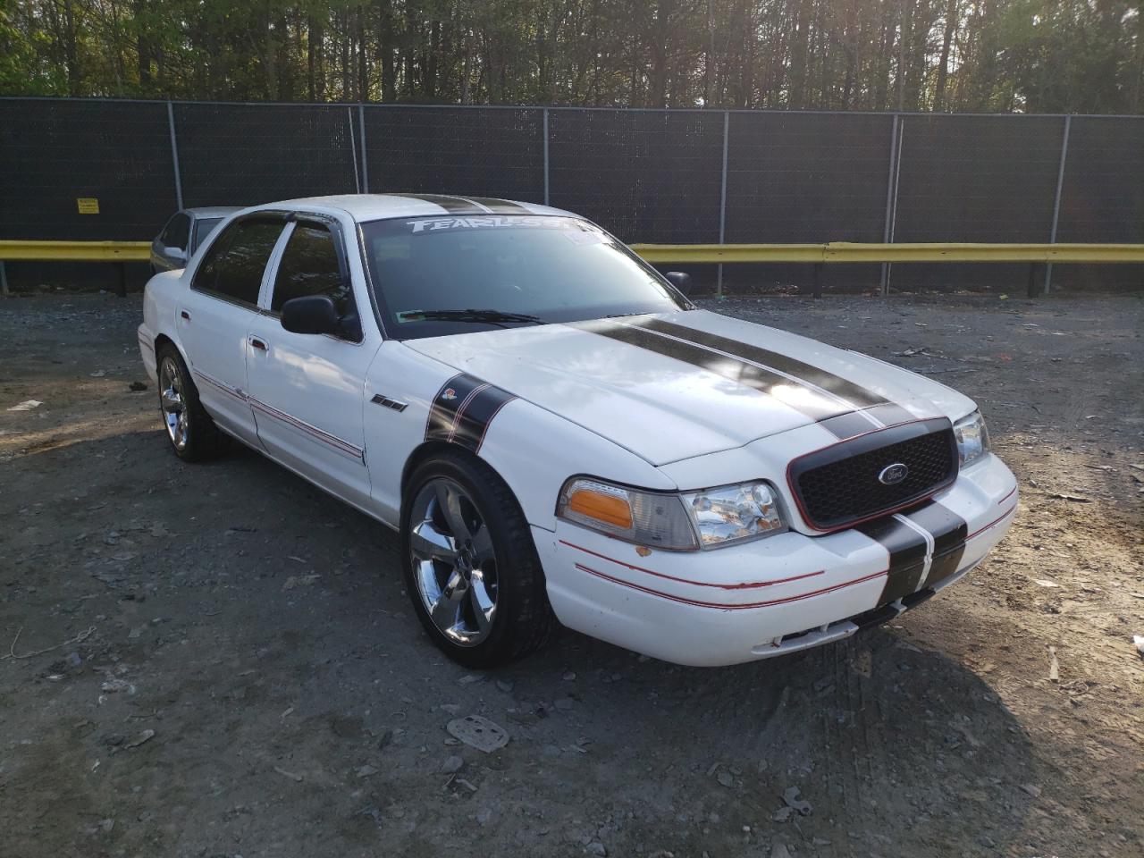 FORD CROWN VICT 2011 with VIN 2FABP7AV5BX123522 - Photo from auction