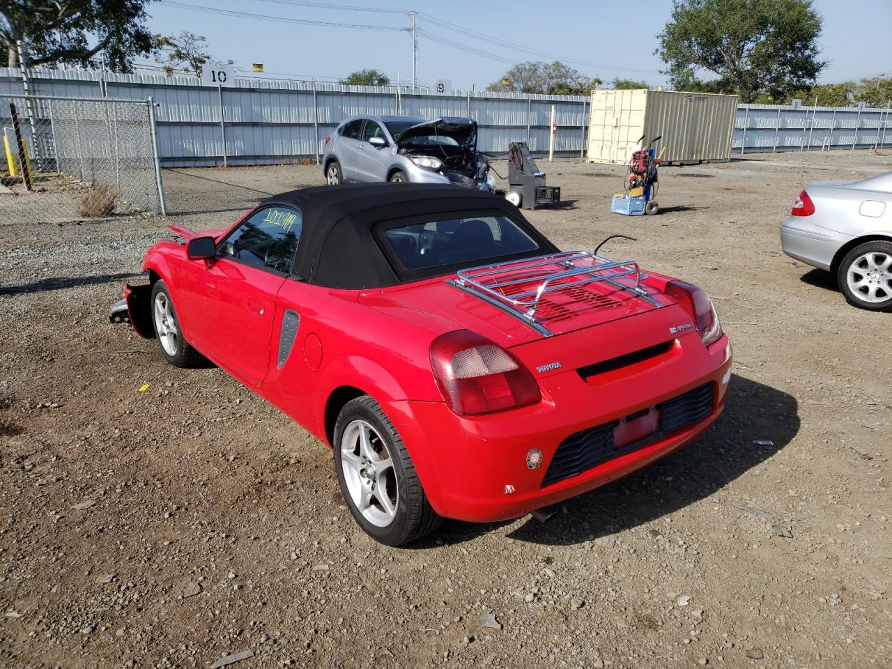 Photo 3 from auction – 2000 TOYOTA MR2 SPYDER with VIN JTDFR3205Y0020464