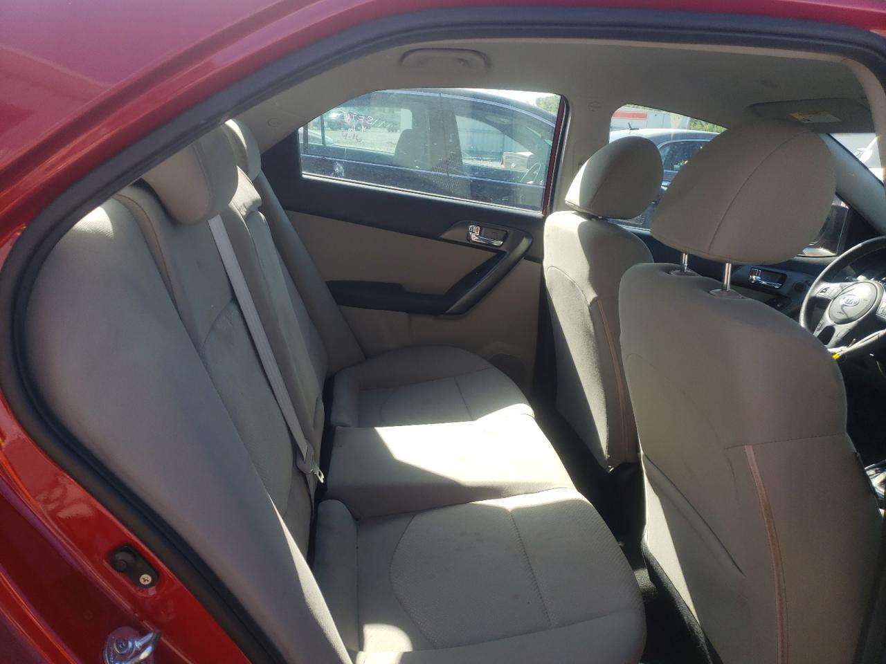 Photo 6 from auction – 2013 KIA FORTE EX with VIN KNAFU4A28D5724546