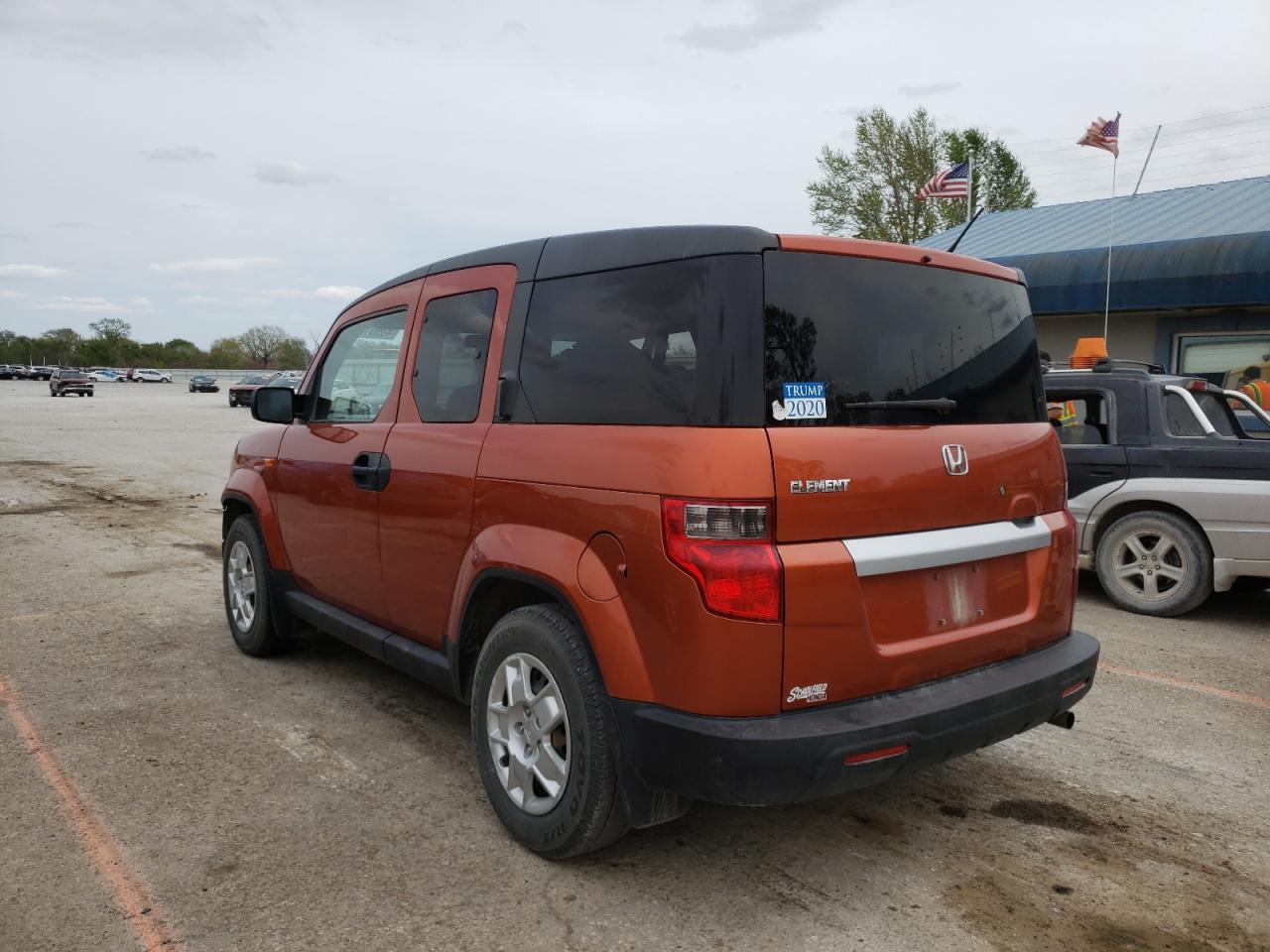 Photo 3 from auction – 2010 HONDA ELEMENT LX with VIN 5J6YH1H33AL004781