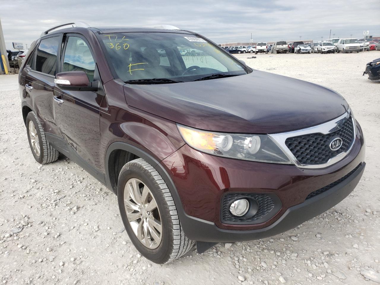 Photo 1 from auction – 2011 KIA SORENTO EX with VIN 5XYKU4A21BG031484