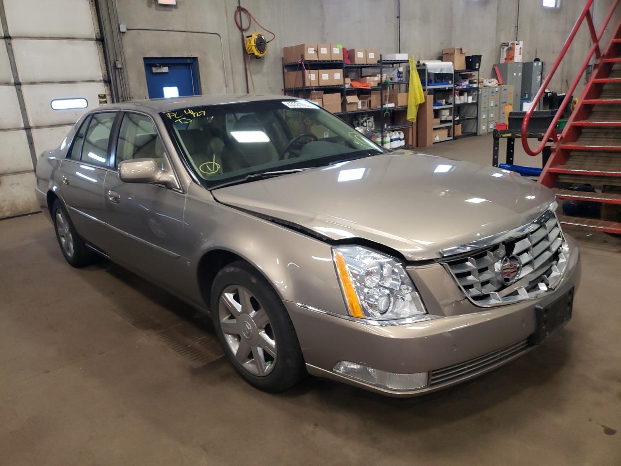 CADILLAC DTS 2007 with VIN 1G6KD57Y77U127601 - Photo from auction