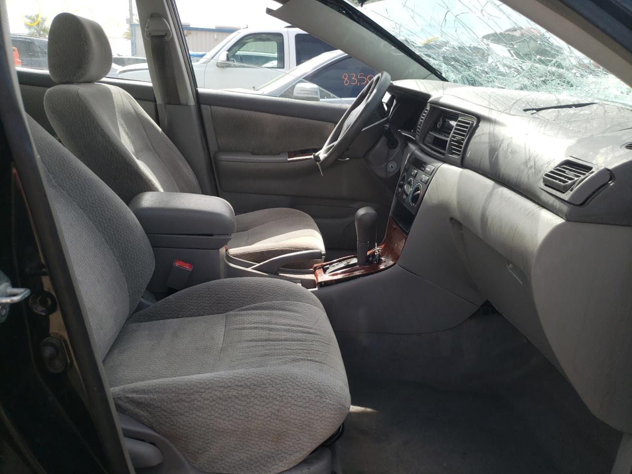 Photo 5 from auction – 2003 TOYOTA COROLLA CE with VIN JTDBR32E930003864