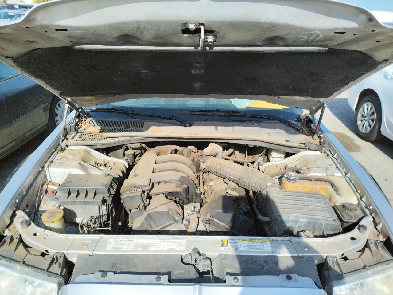 Photo 7 from auction – 2006 CHRYSLER 300 with VIN 2C3KA43R16H501690