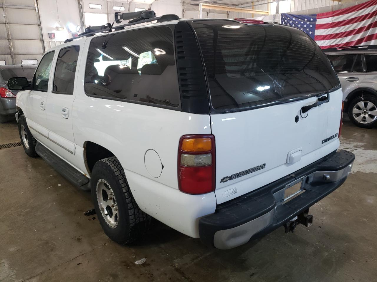 Photo 3 from auction – 2001 CHEVROLET SUBURBAN K with VIN 3GNFK16T01G239676