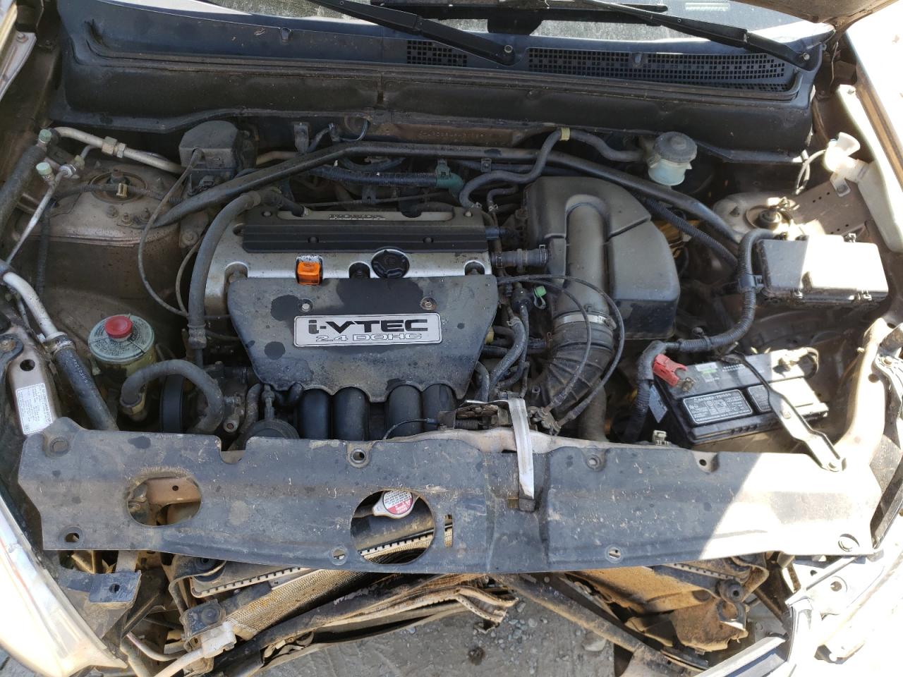 Photo 7 from auction – 2004 HONDA CR-V LX with VIN JHLRD68464C008911