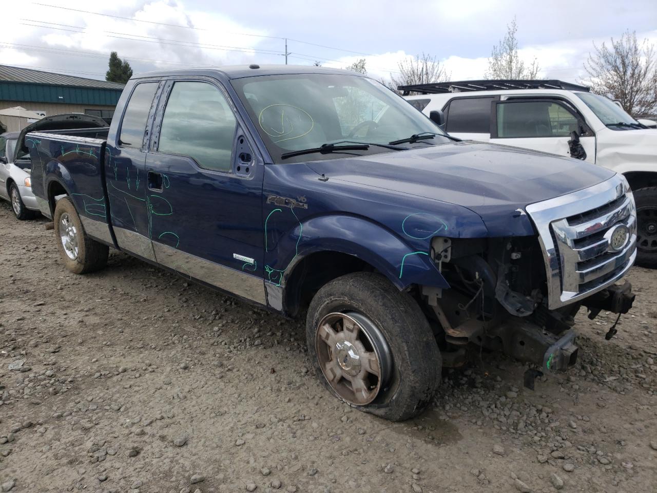 FORD F150 SUPER 2011 with VIN 1FTFX1CT1BFC32690 - Photo from auction