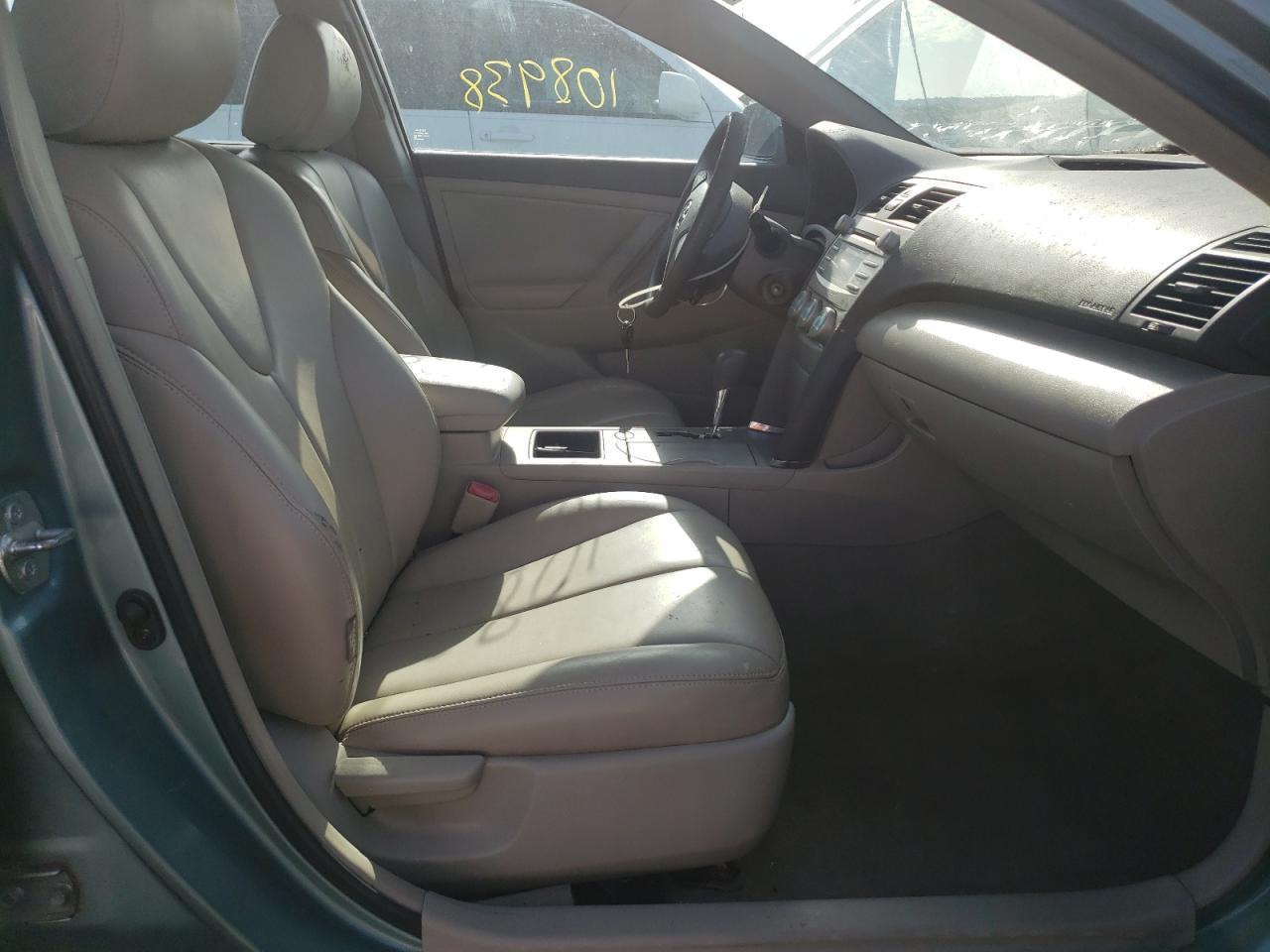 Photo 5 from auction – 2009 TOYOTA CAMRY with VIN 4T1BE46K59U854316