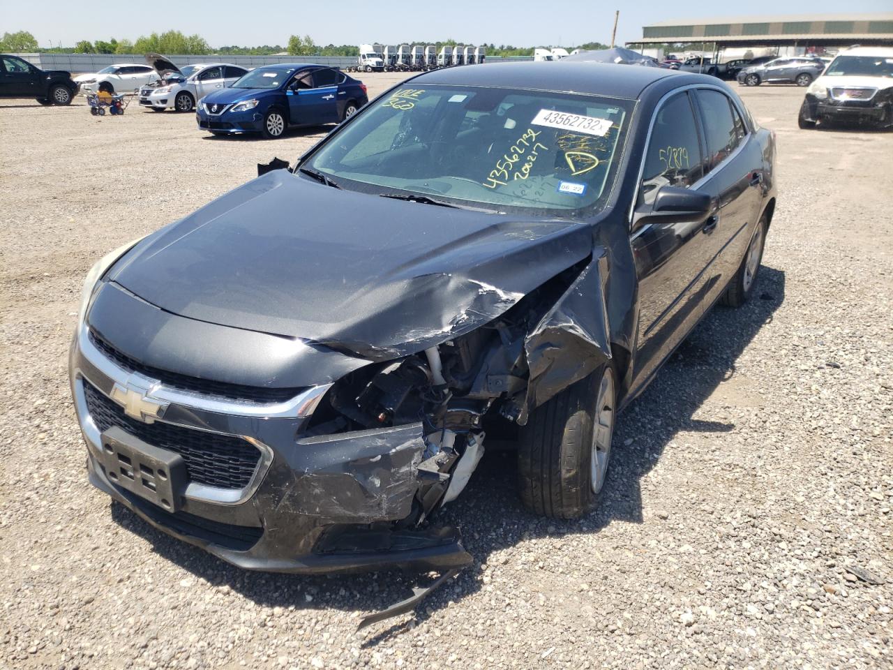Photo 2 from auction – 2015 CHEVROLET MALIBU LS with VIN 1G11B5SL2FF200217