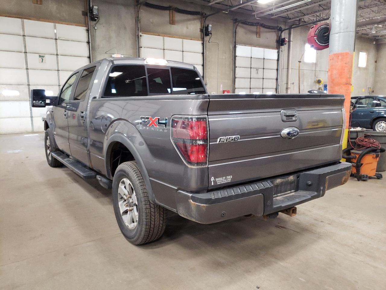 Photo 3 from auction – 2011 FORD F150 SUPER with VIN 1FTFW1ET1BFB61815