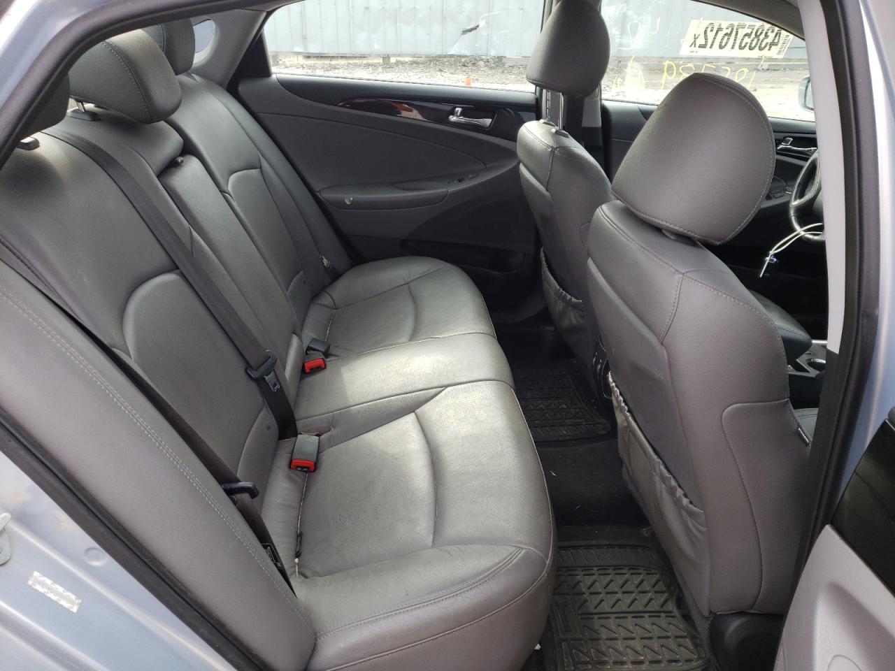 Photo 6 from auction – 2011 HYUNDAI SONATA SE with VIN 5NPEC4AB5BH209325