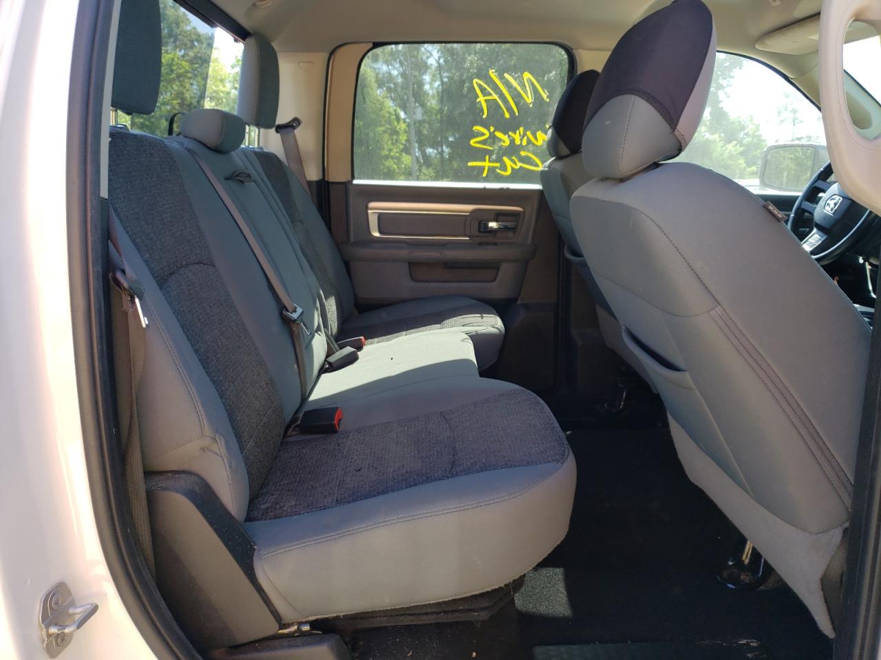 Photo 6 from auction – 2019 RAM 1500 CLASS with VIN 1C6RR7TT1KS701091