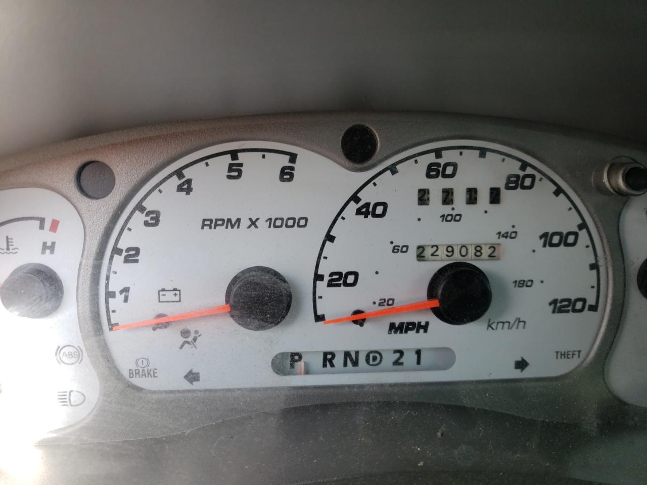 Photo 8 from auction – 2002 FORD EXPLORER S with VIN 1FMYU60E22UA92936