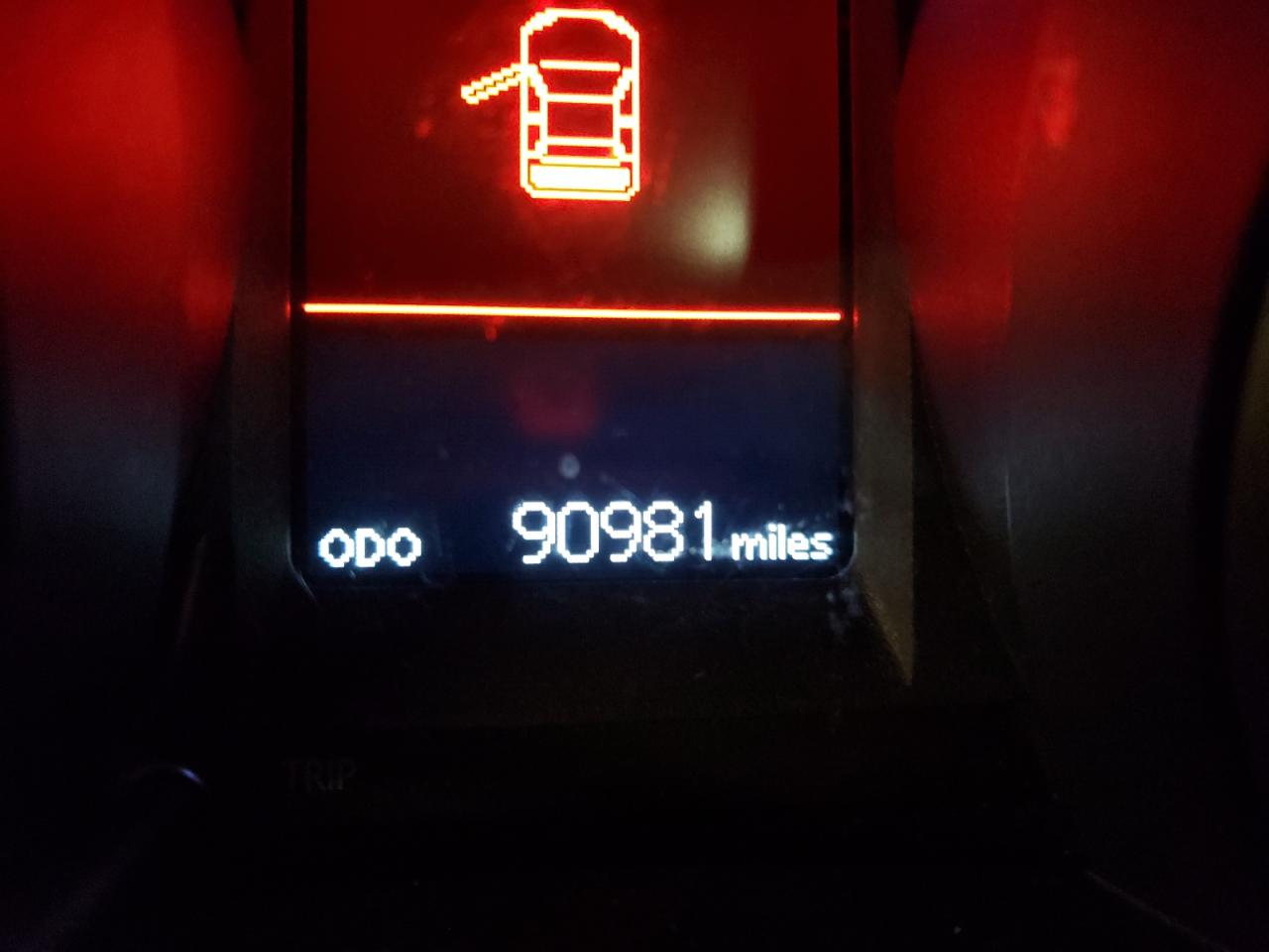 Photo 8 from auction – 2015 TOYOTA COROLLA L with VIN 2T1BURHE8FC388501