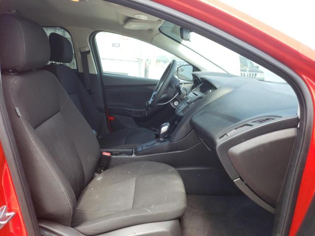 Photo 5 from auction – 2016 FORD FOCUS SE with VIN 1FADP3K20GL205734