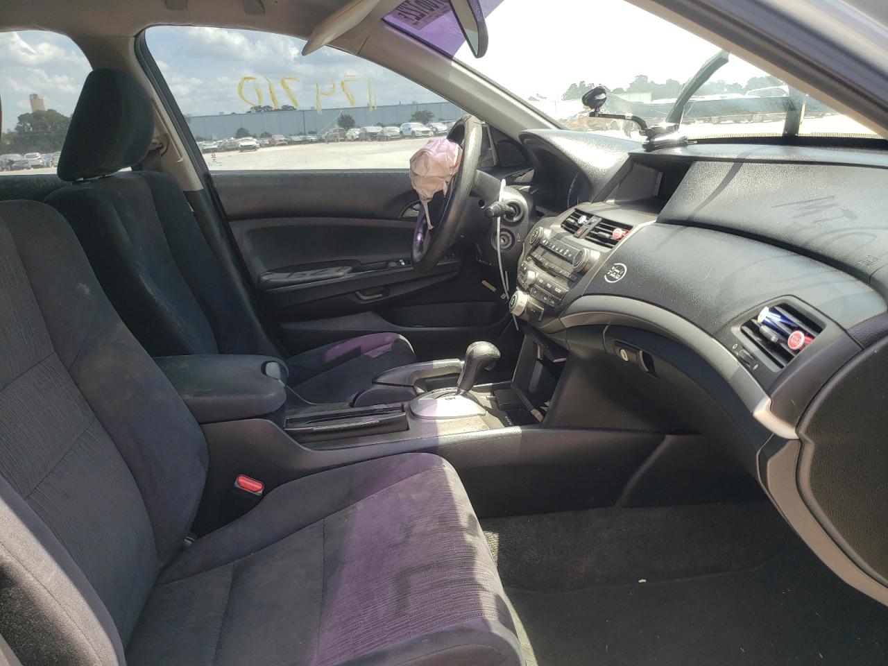 Photo 5 from auction – 2011 HONDA ACCORD LX with VIN 1HGCP2F36BA068341