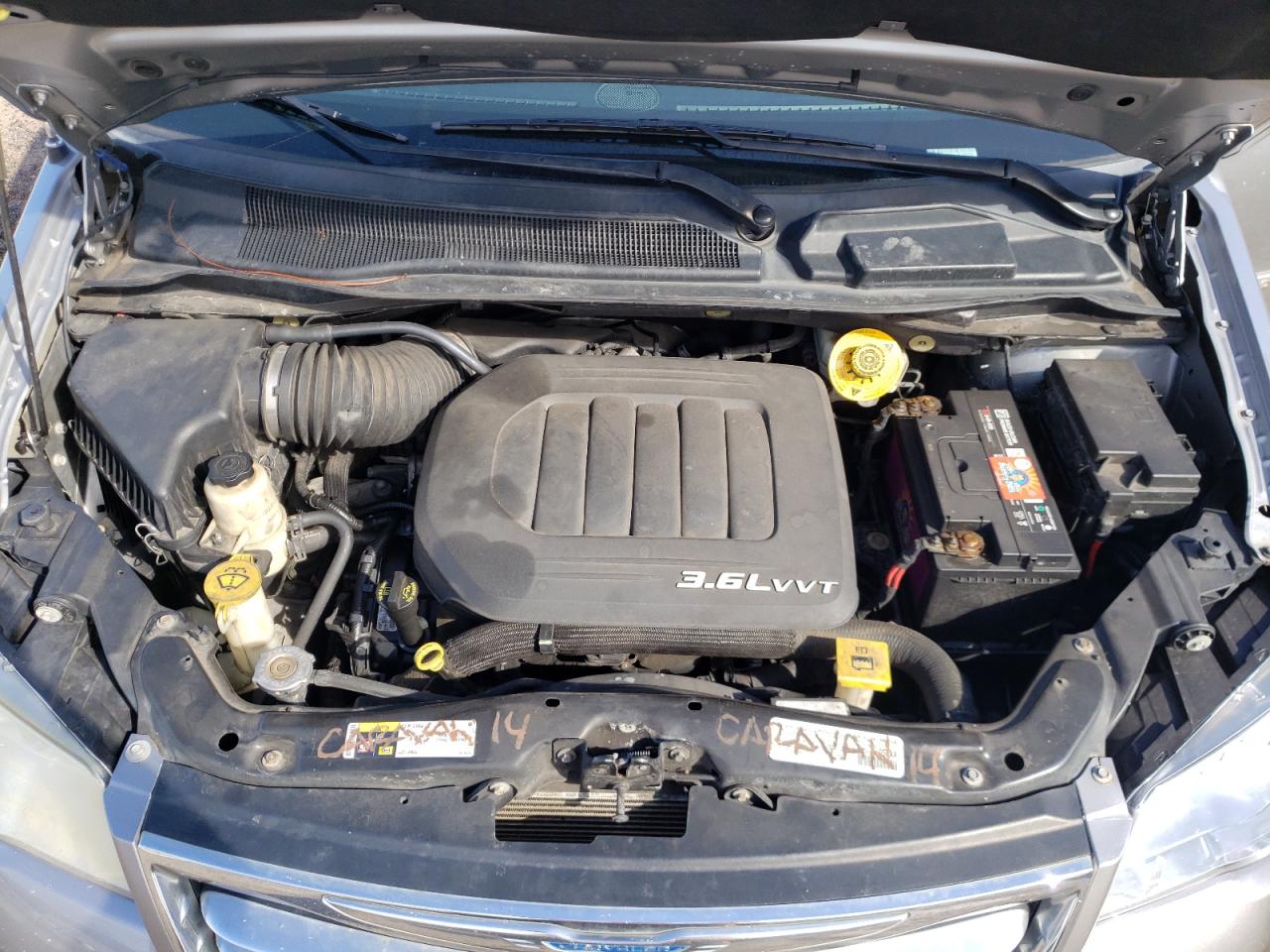 Photo 7 from auction – 2016 CHRYSLER TOWN & COU with VIN 2C4RC1BG9GR198222