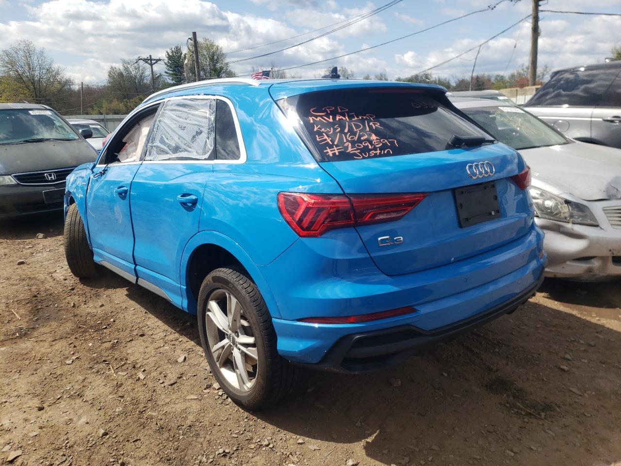 Photo 3 from auction – 2020 AUDI Q3 PREMIUM with VIN WA1DECF37L1035472
