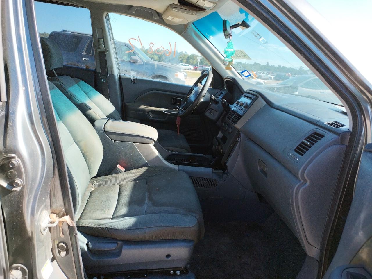 Photo 5 from auction – 2008 HONDA PILOT VP with VIN 5FNYF28278B020729