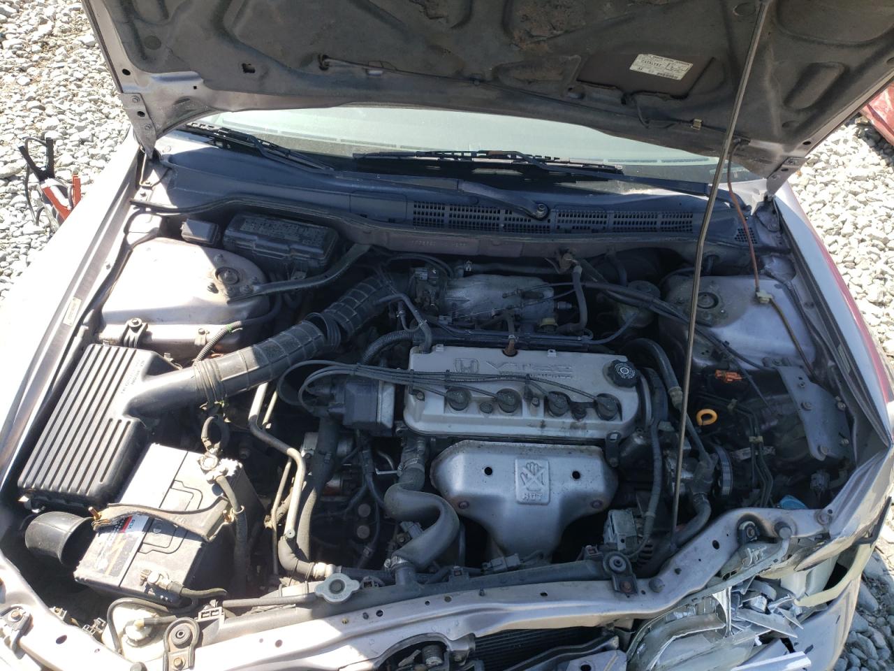 Photo 17 from auction – 2000 HONDA ACCORD EX with VIN 1HGCG5657YA014235