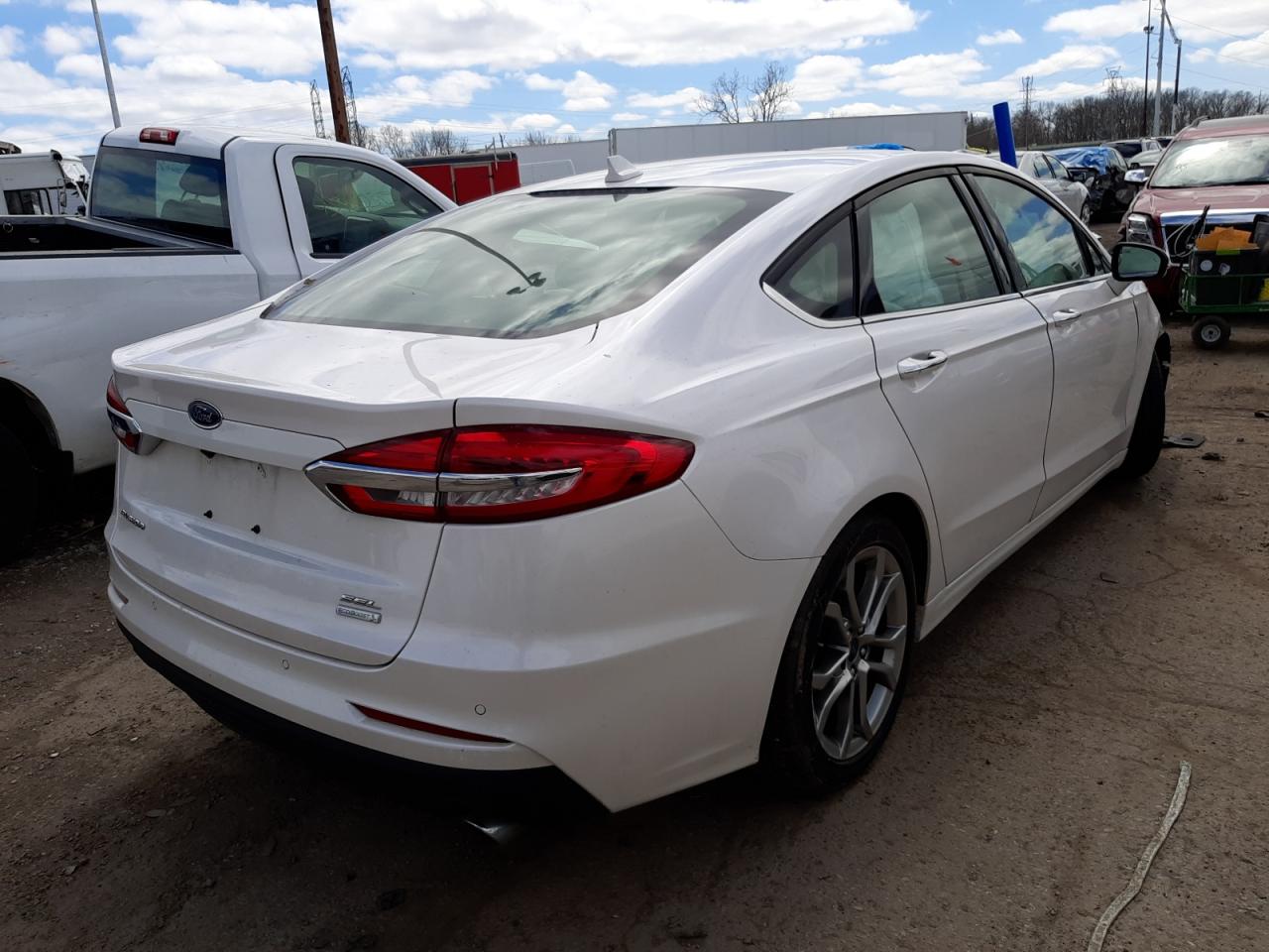 Photo 4 from auction – 2020 FORD FUSION SEL with VIN 3FA6P0CD5LR229062